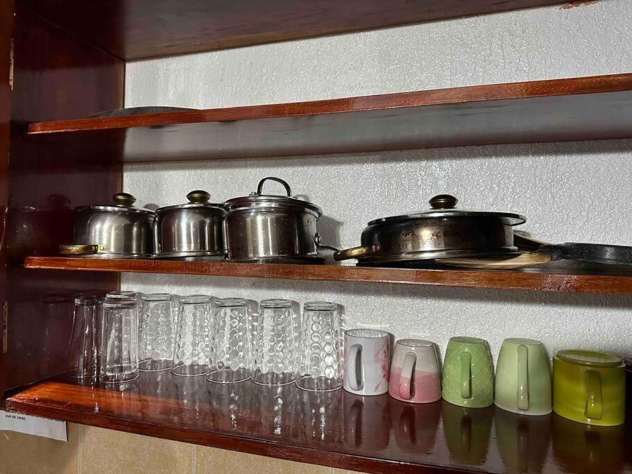 Alona Park Residence - 3 Bedroom Apartment- Alex And Jesa Unit Панглао Екстериор снимка