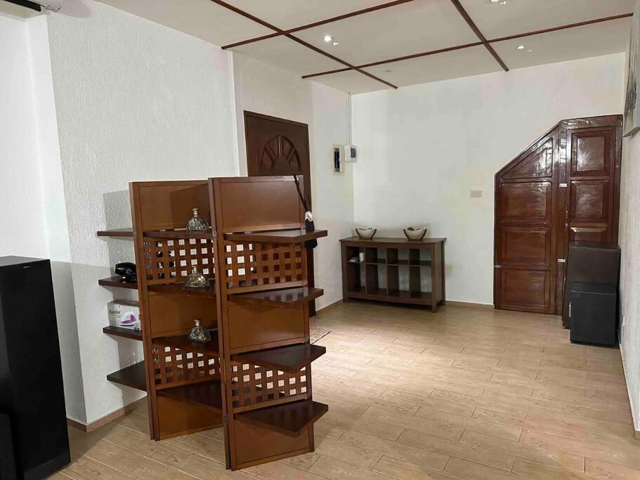 Alona Park Residence - 3 Bedroom Apartment- Alex And Jesa Unit Панглао Екстериор снимка