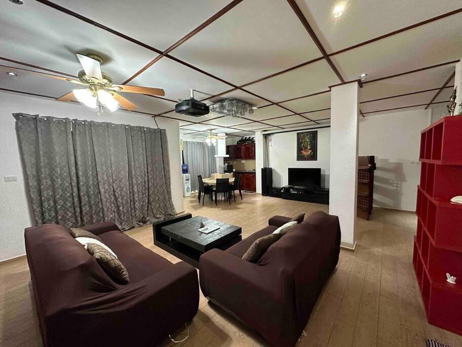 Alona Park Residence - 3 Bedroom Apartment- Alex And Jesa Unit Панглао Екстериор снимка